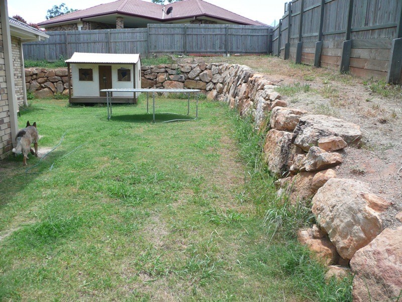 Edens Landing QLD 4207