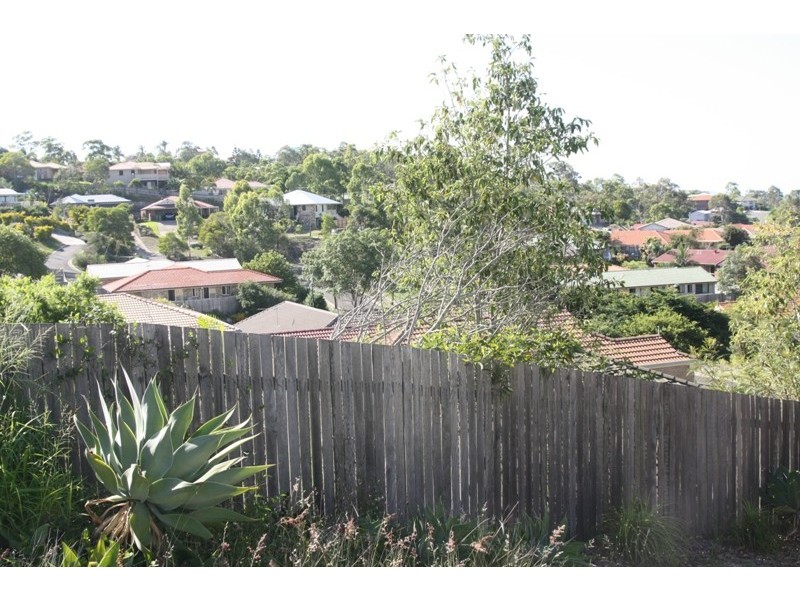 11 Jonath Court, Edens Landing QLD 4207