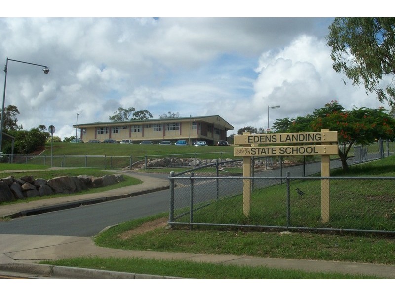 11 Jonath Court, Edens Landing QLD 4207