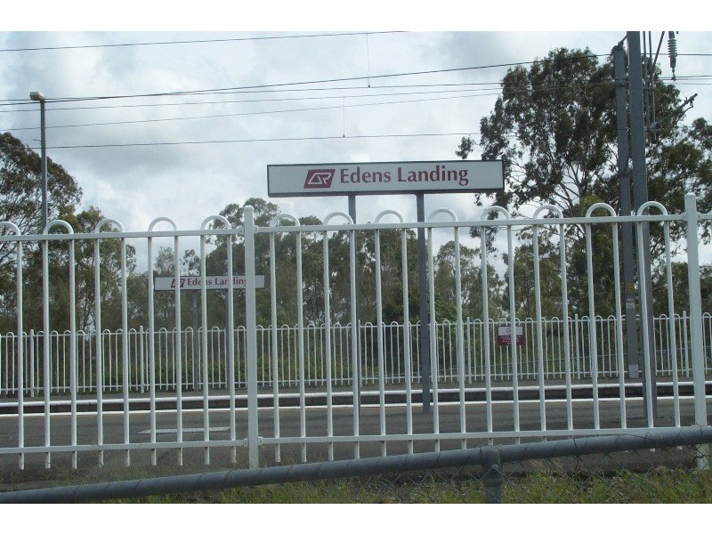 11 Jonath Court, Edens Landing QLD 4207