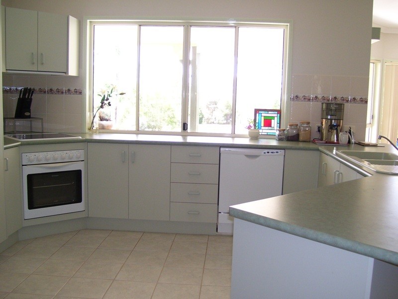 82 Pepperina Drive, Stockleigh QLD 4280