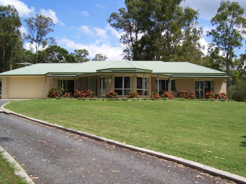 82 Pepperina Drive, Stockleigh QLD 4280
