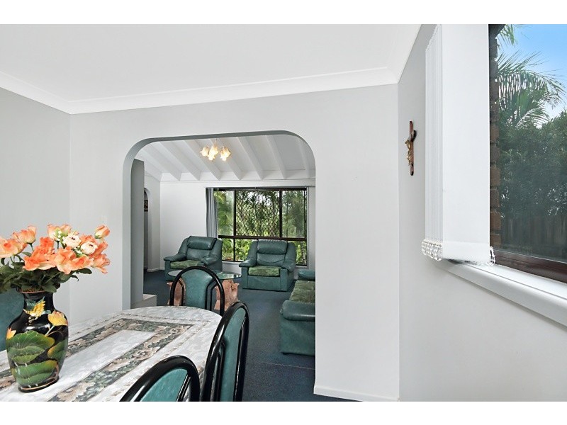 16 Rogers Avenue, Beenleigh QLD 4207