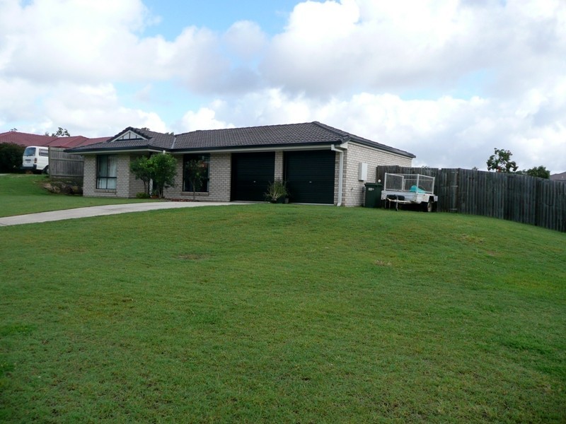 15 Woodrow Street, Waterford QLD 4133