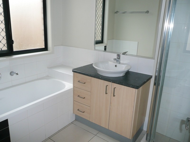 12 Shelley Avenue, Mount Warren Park QLD 4207