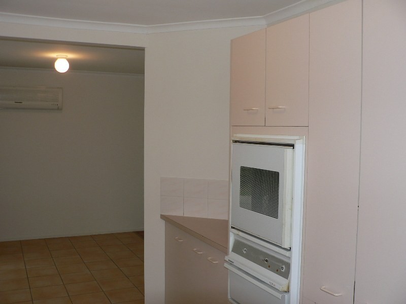 8 Seymour Court, Eagleby QLD 4207