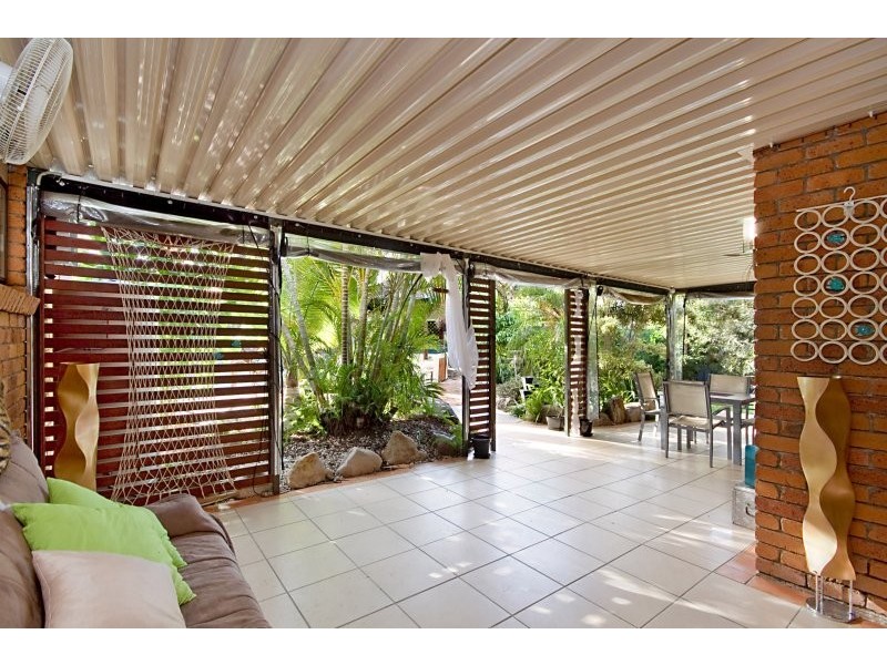 23 Carl Heck Boulevard, Windaroo QLD 4207