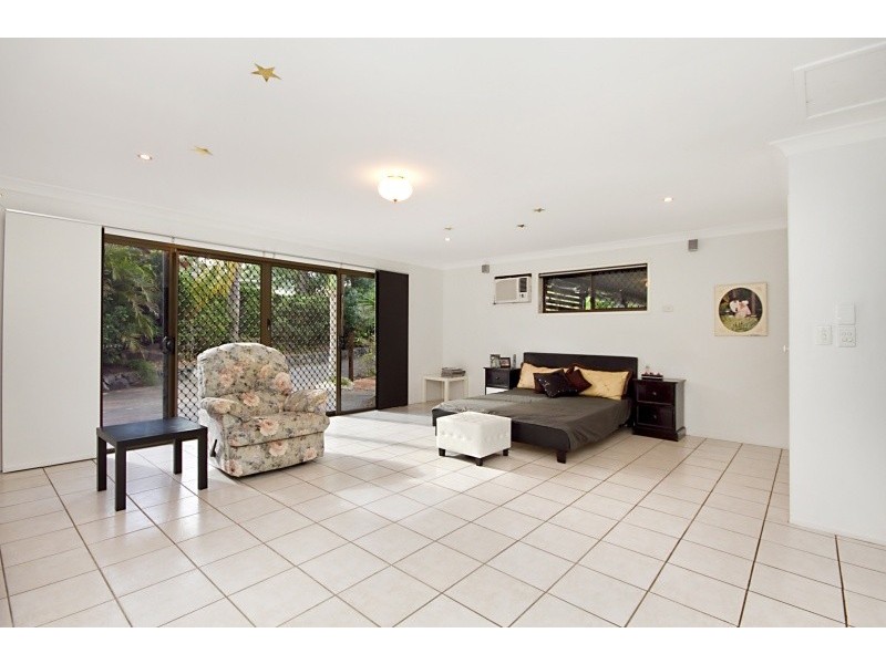 23 Carl Heck Boulevard, Windaroo QLD 4207