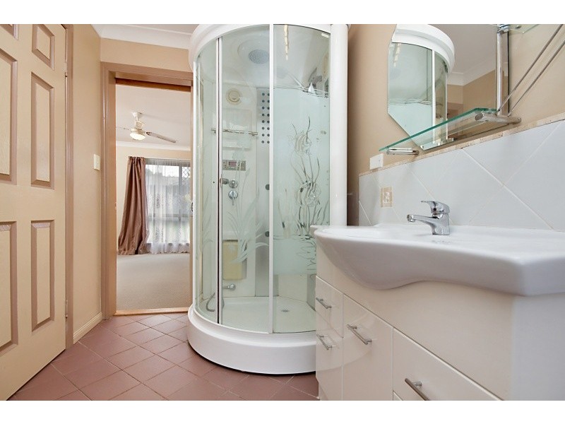 2 Seymour Court, Eagleby QLD 4207