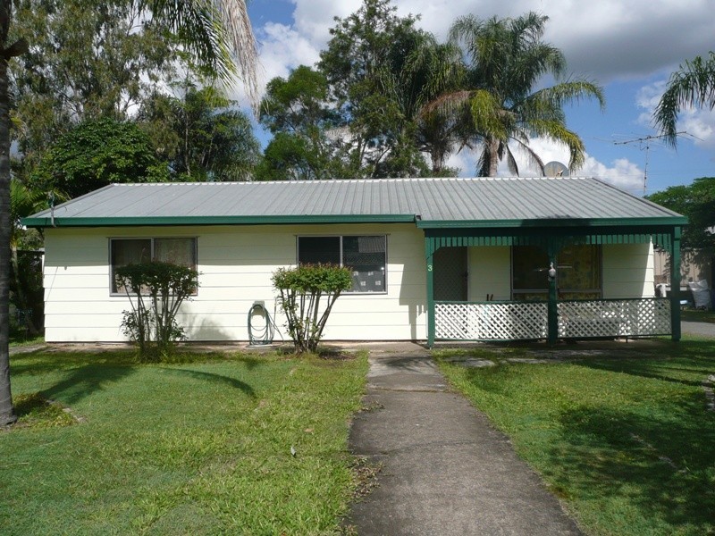 3 Parkland Court, Eagleby QLD 4207