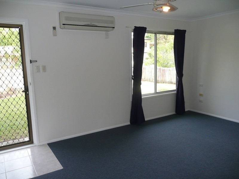 42 Maroochy Crescent, Beenleigh QLD 4207