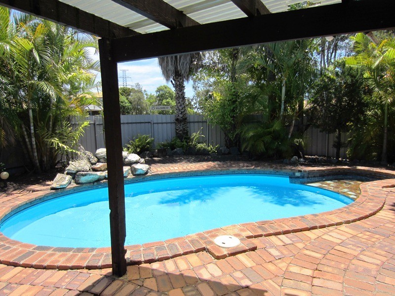 Mount Warren Park QLD 4207
