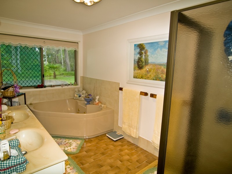 229 Teviot Road, Carbrook QLD 4130