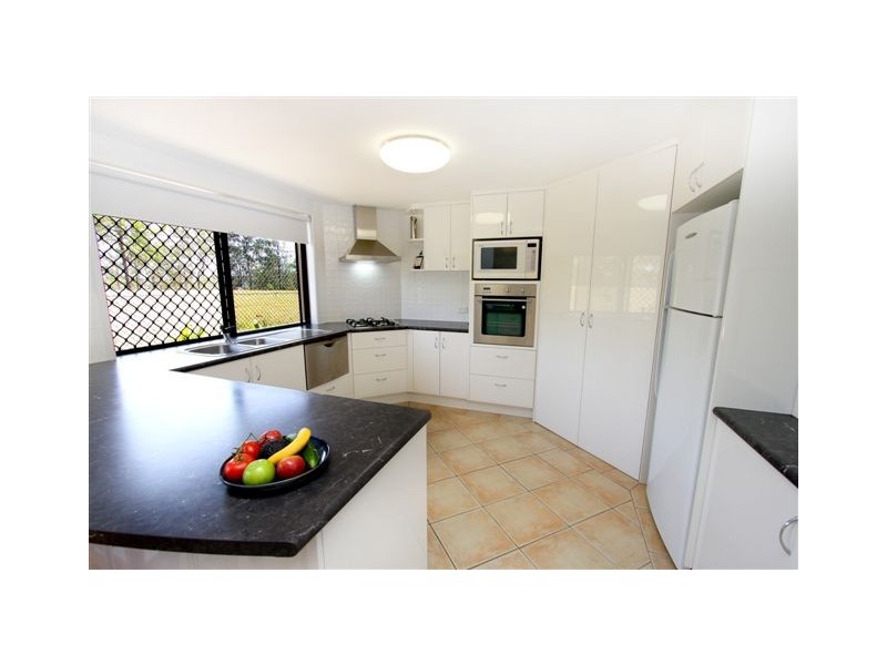33 The Heights, Underwood QLD 4119