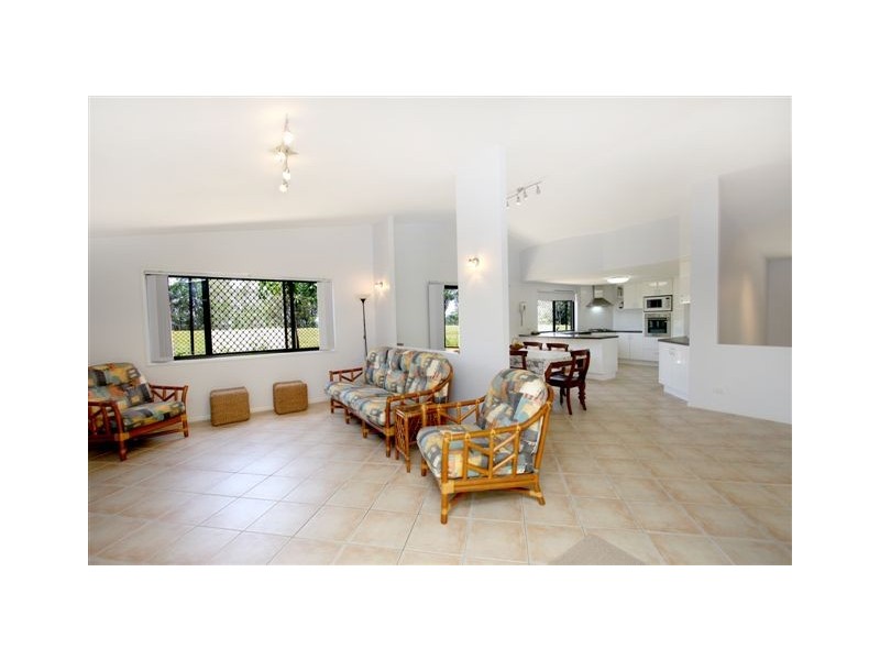 33 The Heights, Underwood QLD 4119