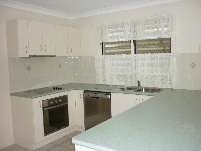 1/95 River Hills Road, Eagleby QLD 4207