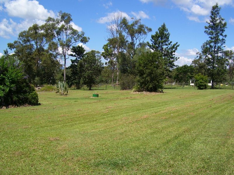 2 Bobermien Road, Logan Village QLD 4207