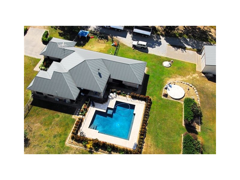 2 Bobermien Road, Logan Village QLD 4207