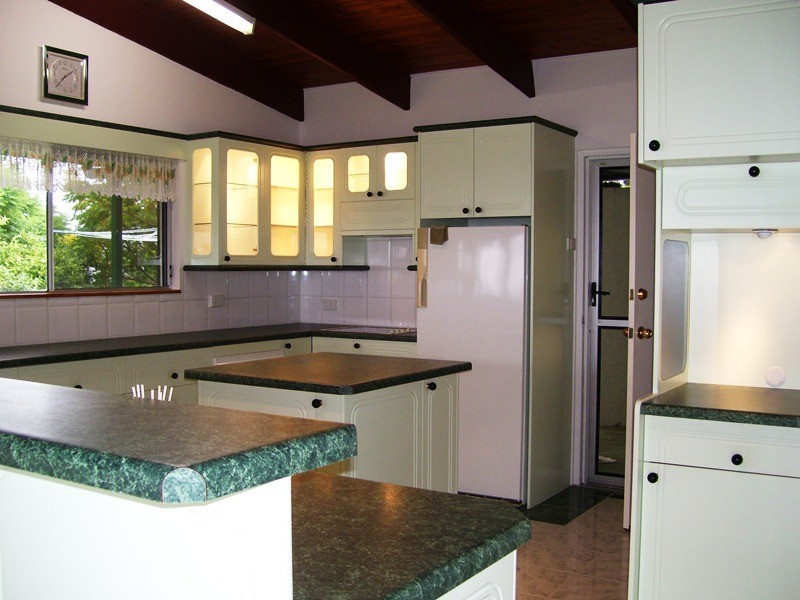 Luscombe QLD 4207