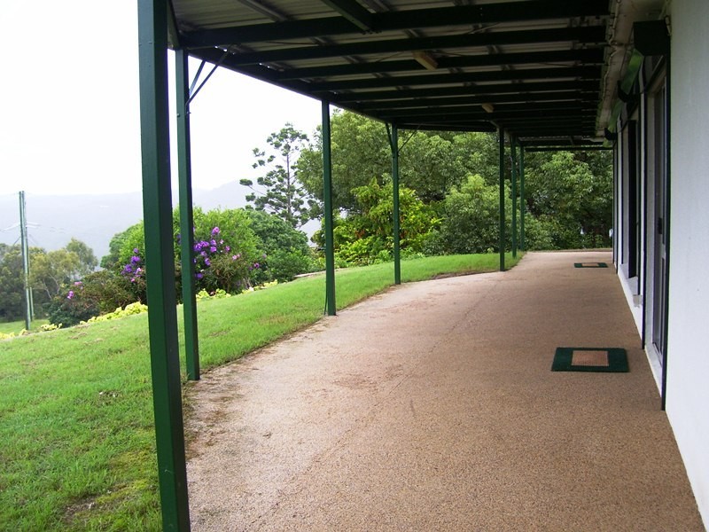 Luscombe QLD 4207