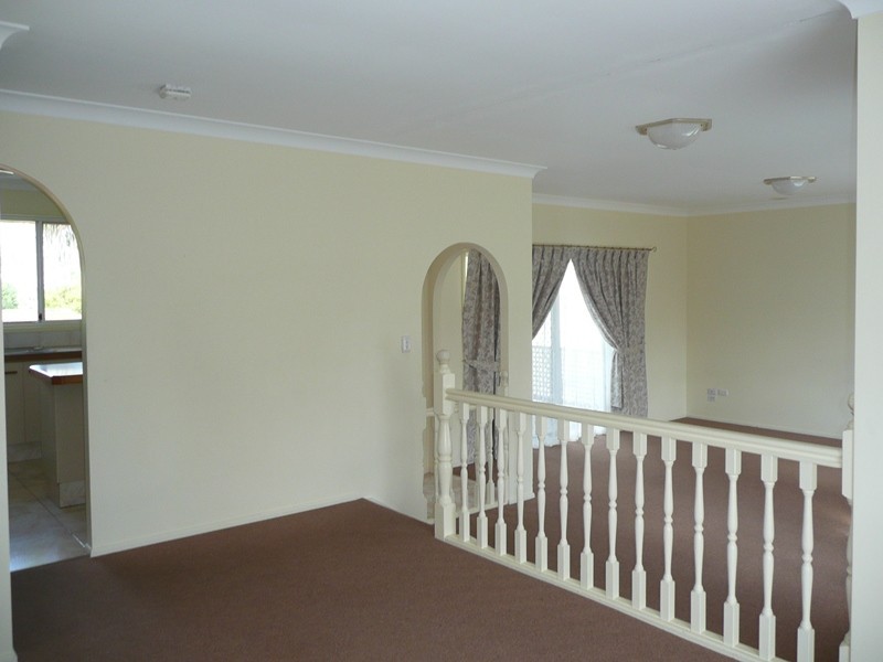 Mount Warren Park QLD 4207