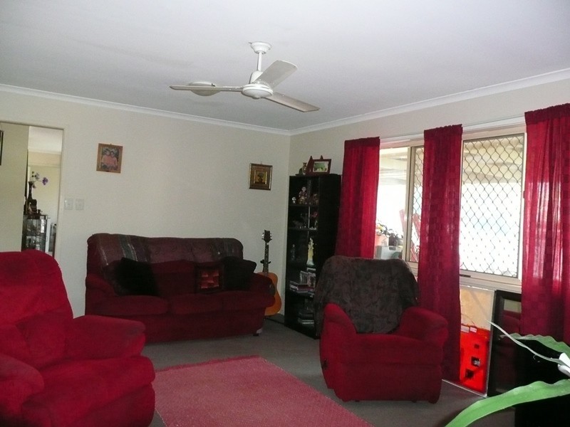 16  McKinley Street, Eagleby QLD 4207