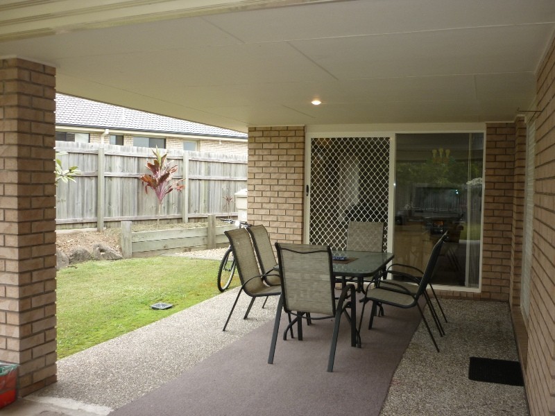 42 Monivae Circuit, Eagleby QLD 4207