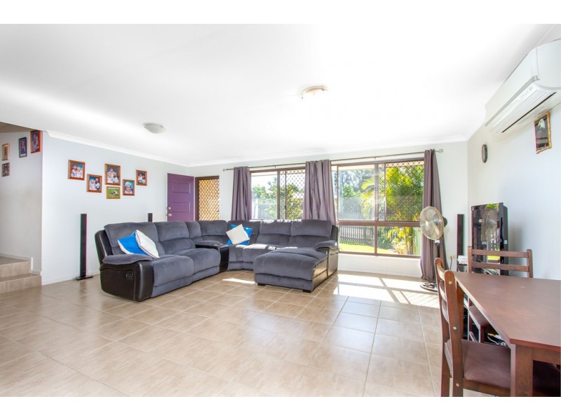 95 Mt Warren Boulevarde, Mount Warren Park QLD 4207