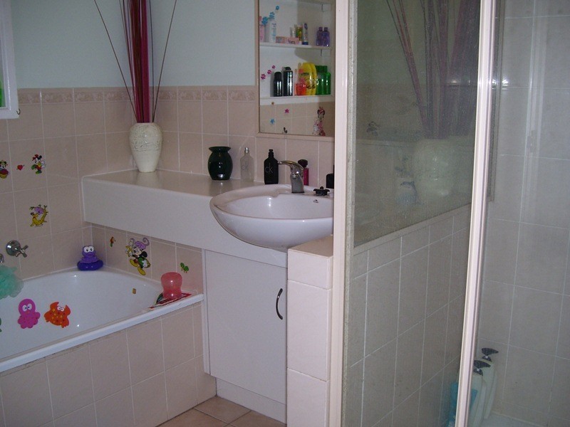 8 French Street, Eagleby QLD 4207