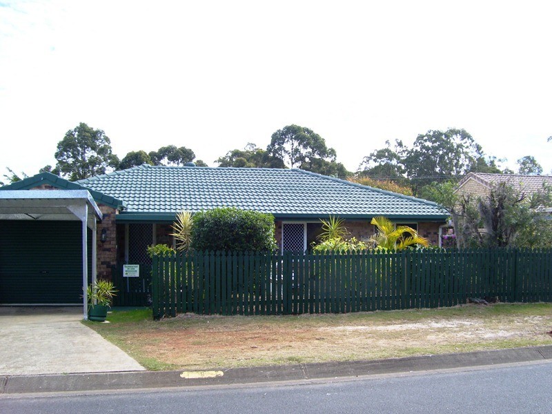 8 French Street, Eagleby QLD 4207