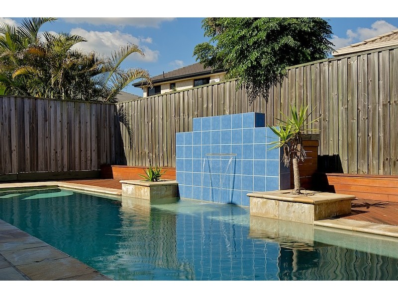 Windaroo QLD 4207