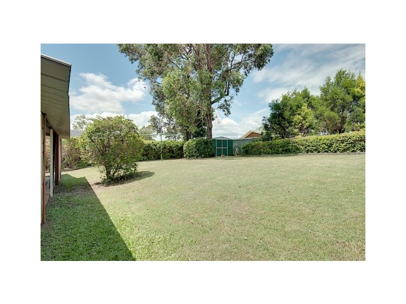 10 Denkman Crt, Windaroo QLD 4207
