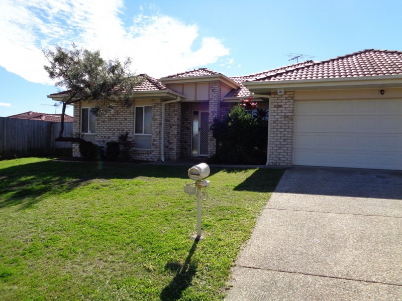 8 Bella Vista Cct, Edens Landing QLD 4207