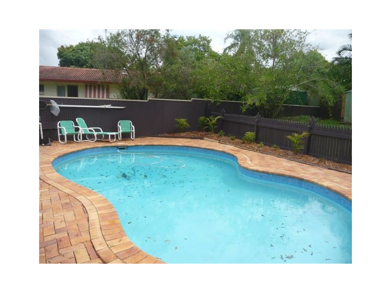 90 Lyndale St, Daisy Hill QLD 4127