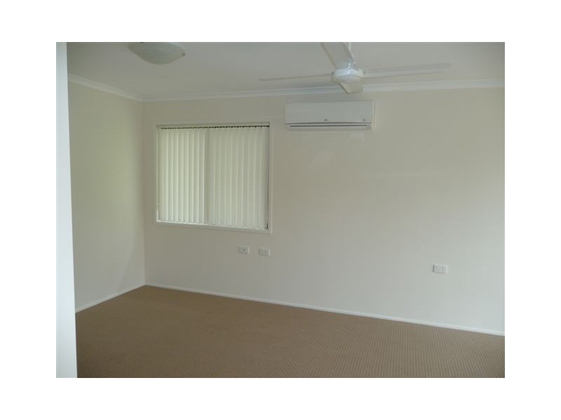 90 Lyndale St, Daisy Hill QLD 4127