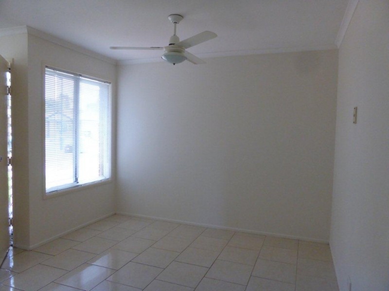 27 Melrose Pl, Eagleby QLD 4207