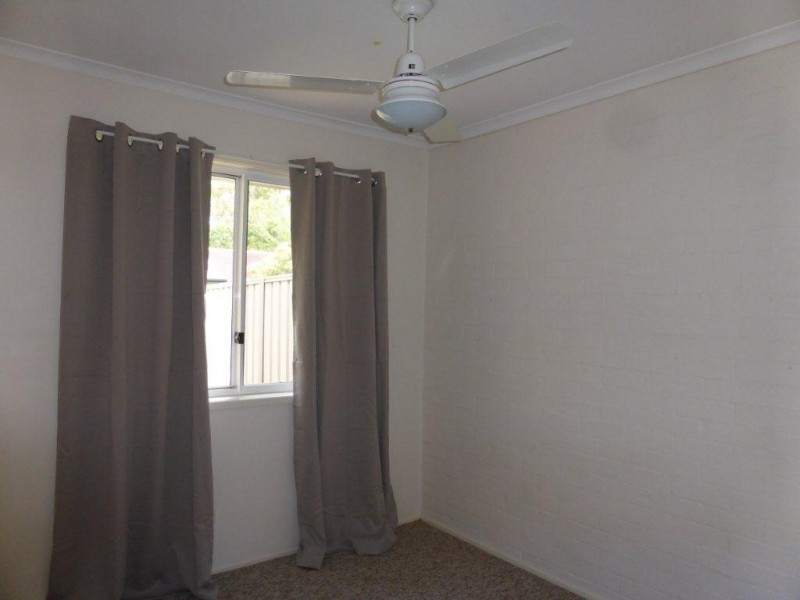 27 Melrose Pl, Eagleby QLD 4207