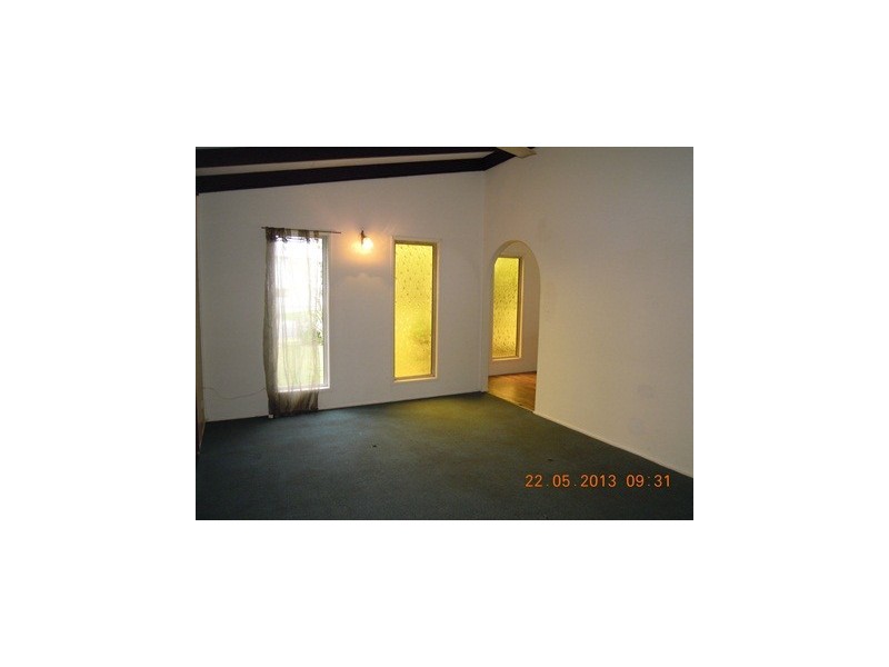 5 Walcha Crt, Beenleigh QLD 4207