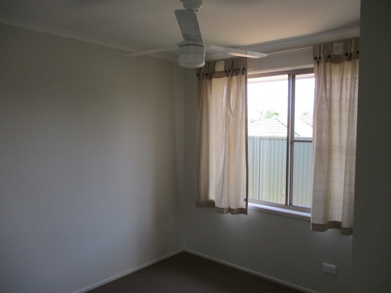 9 Copperfield Dr, Eagleby QLD 4207