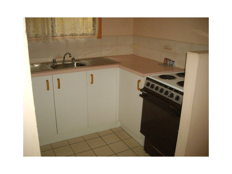 4/11 Woodbeck Ave, Beenleigh QLD 4207