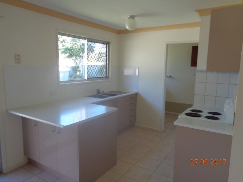 12 Schmidt Rd, Eagleby QLD 4207