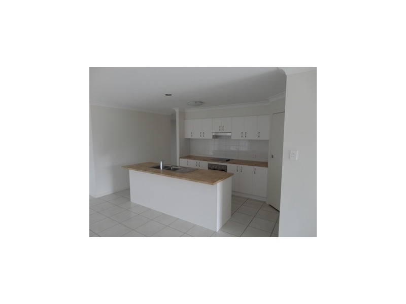 12 Skyline Cct, Bahrs Scrub QLD 4207