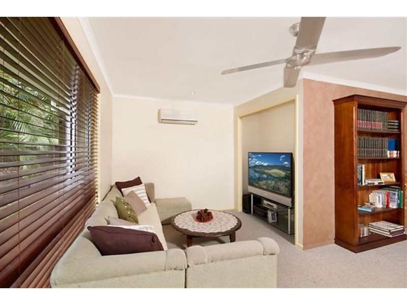 165 Castile Cres, Edens Landing QLD 4207
