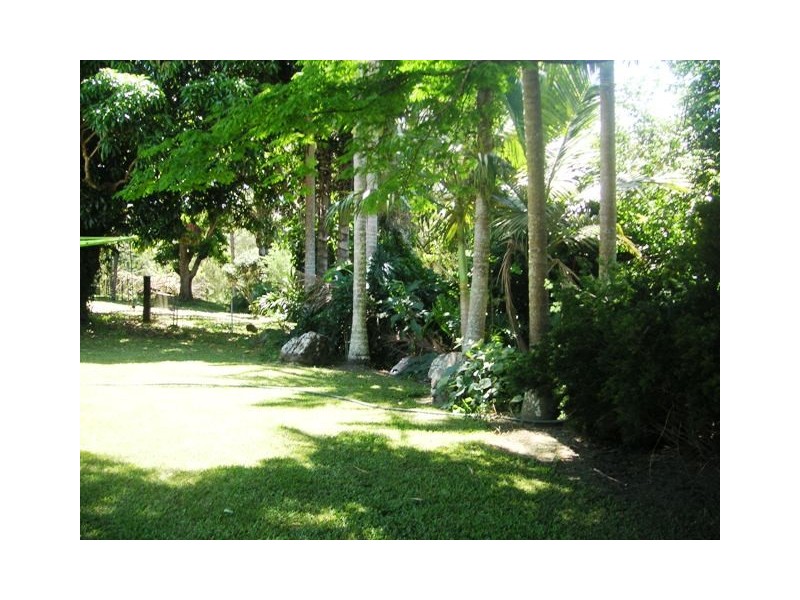 858 Beenleigh Redland Bay Road, Carbrook QLD 4130