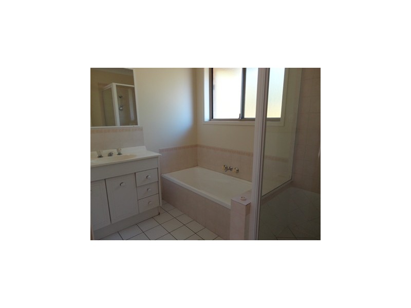 28/125 Overland Dr, Edens Landing QLD 4207