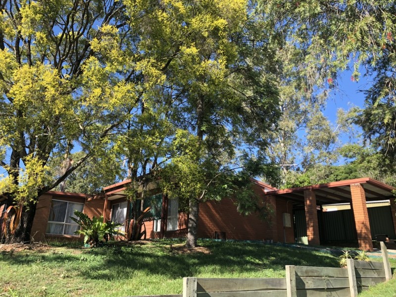 33 Dewar Dr, Loganholme QLD 4129