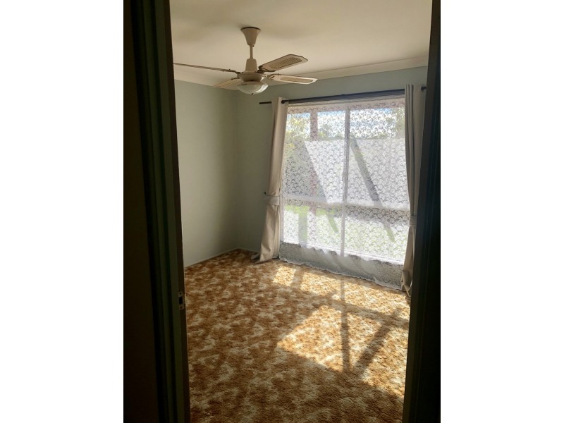 33 Dewar Dr, Loganholme QLD 4129