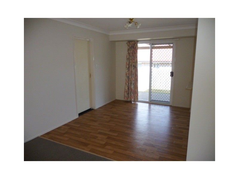 34 Holly Cres, Windaroo QLD 4207