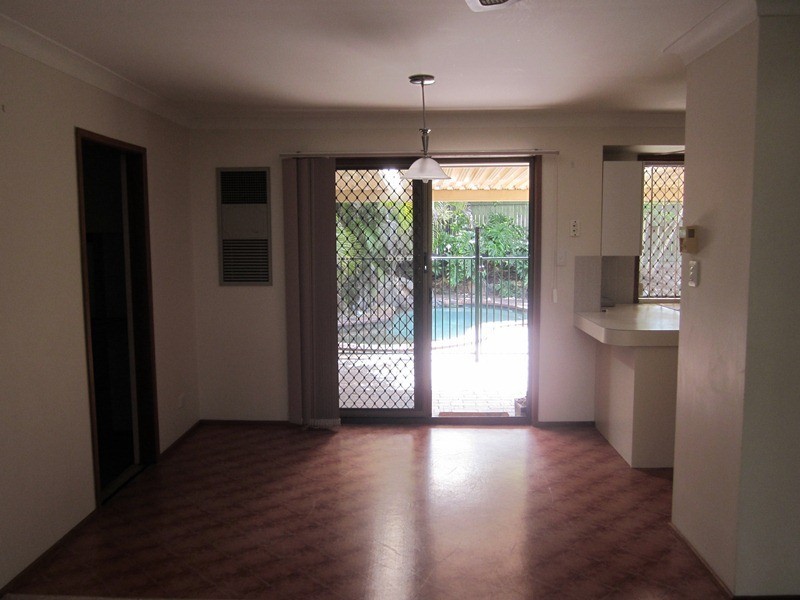 12 Baum Crt, Windaroo QLD 4207