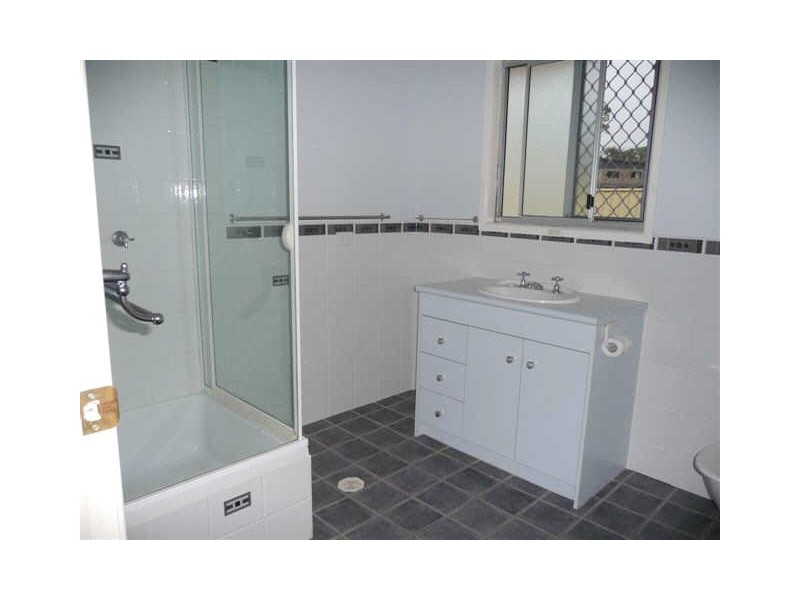 16 Geelong Crt, Eagleby QLD 4207
